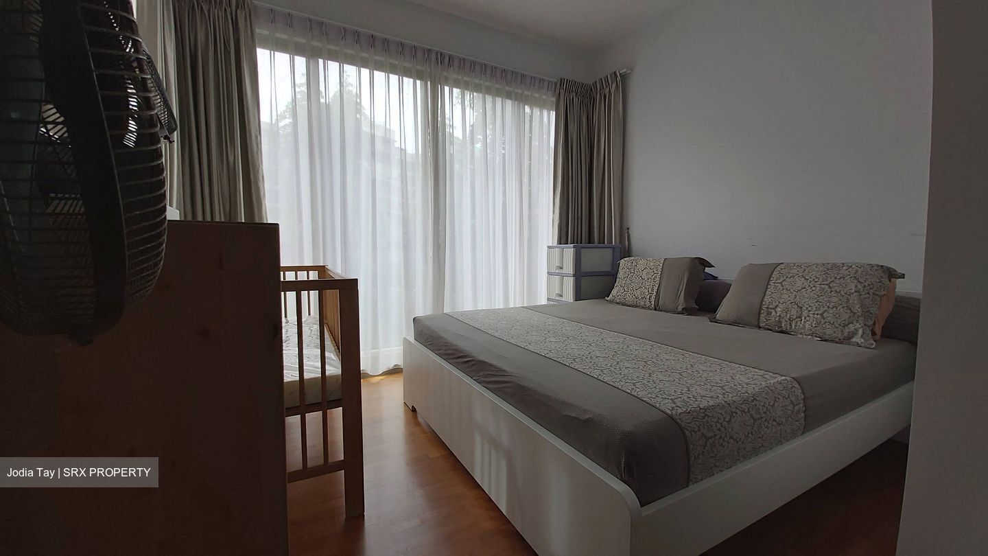 Airport Boulevard (D17), Condominium #489935941
